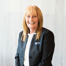 Karen Neil, Property manager