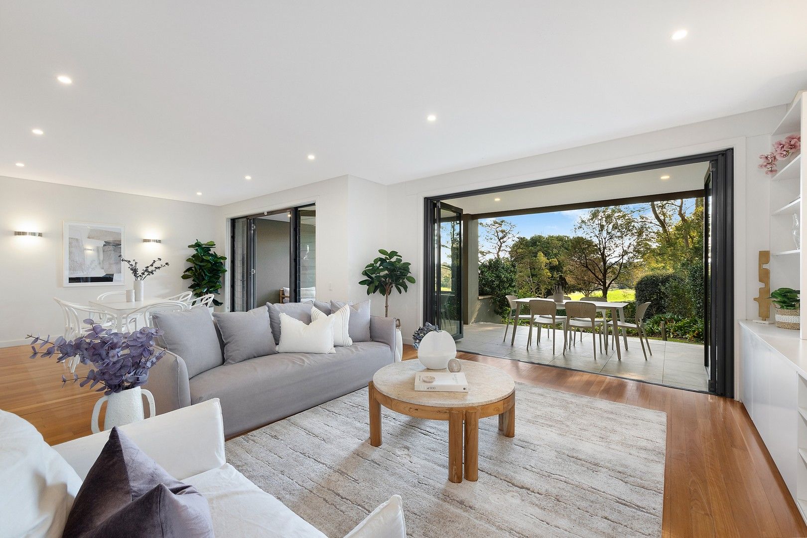 3 bedrooms Apartment / Unit / Flat in 10/154-158 Mona Vale Road ST IVES NSW, 2075