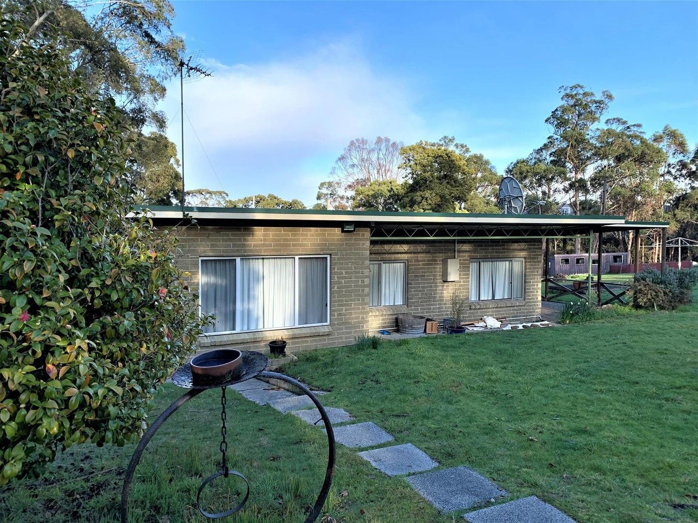 6767 Channel Highway, Deep Bay Property History & Address Research