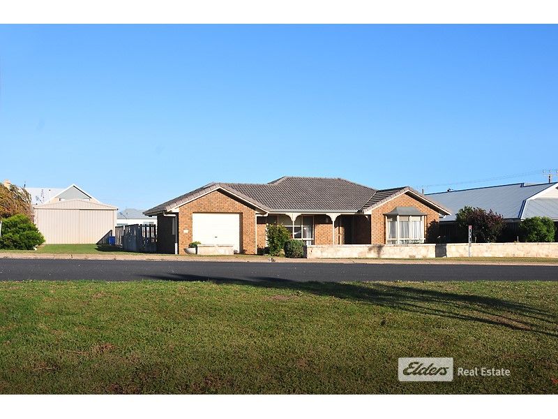 13 Davenport Street, Robe SA 5276, Image 0