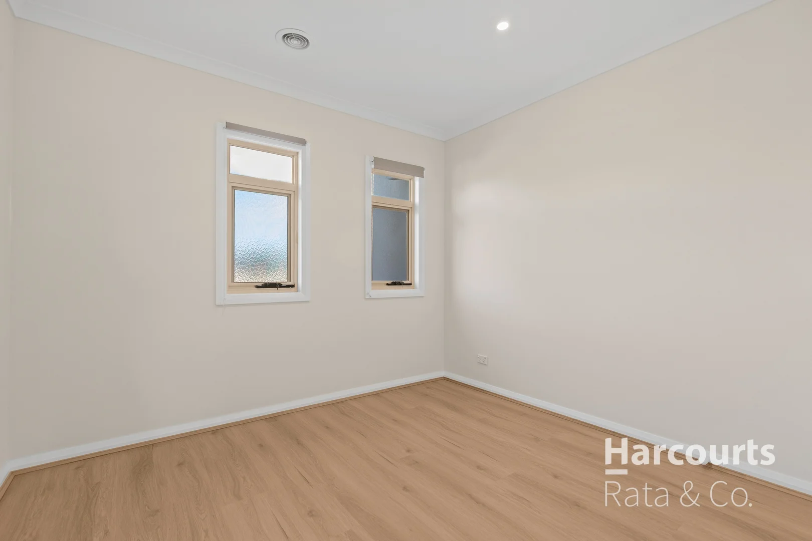 Additional image 6 of 2/36 Wattlebird Crescent, Reservoir VIC 3073