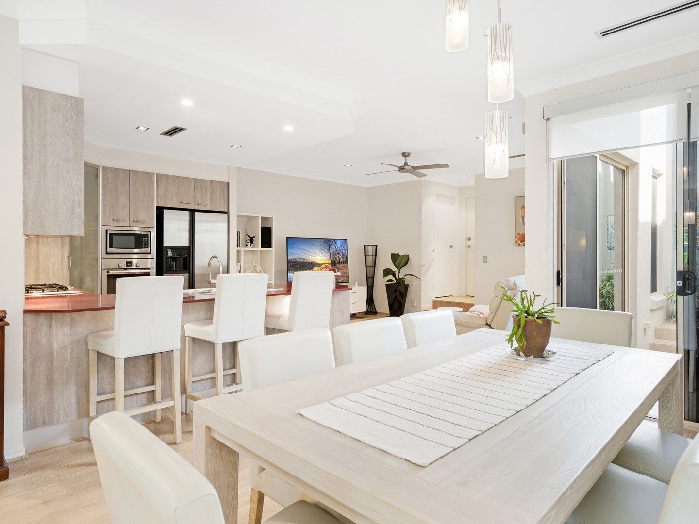 3106 The Boulevard, Carrara QLD 4211, Image 0