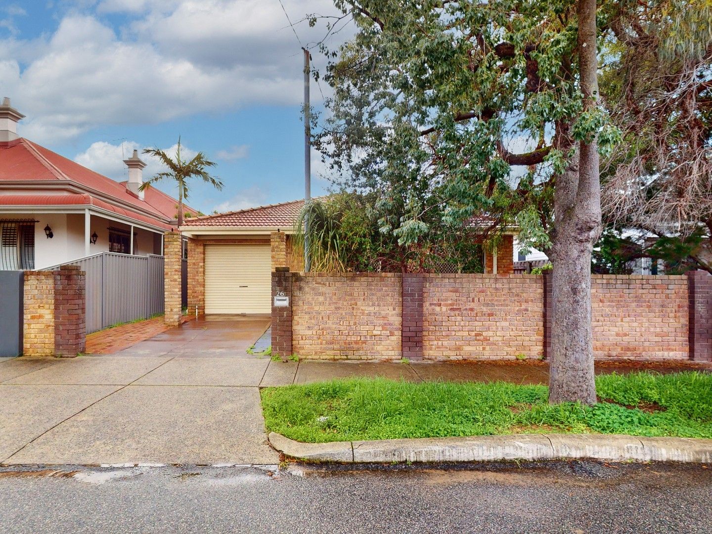 3 bedrooms House in 26 Chelmsford Road MOUNT LAWLEY WA, 6050