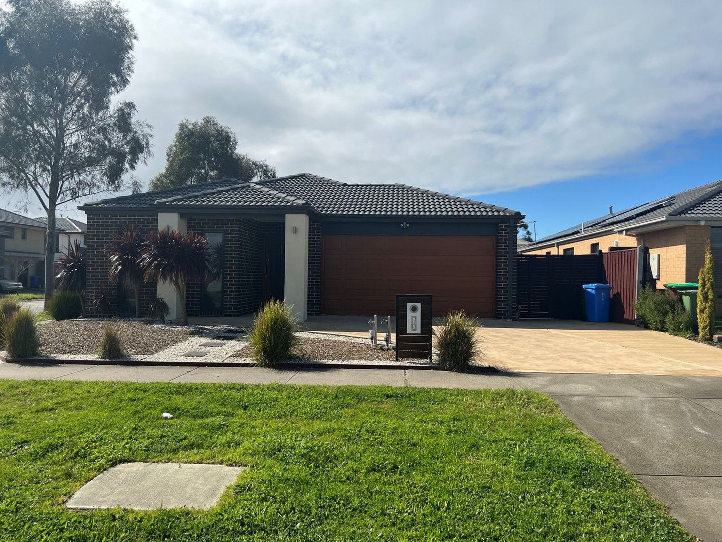 4 bedrooms House in 21 Morningside Boulevard CRANBOURNE WEST VIC, 3977