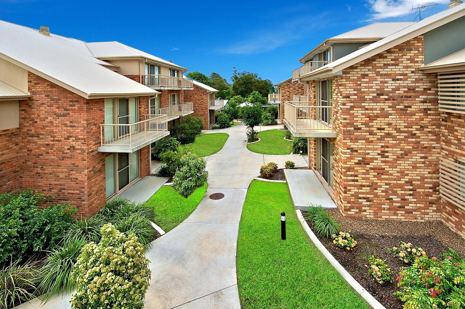 Thorn Street, Ipswich QLD 4305 3 beds townhouse for Rent, 380