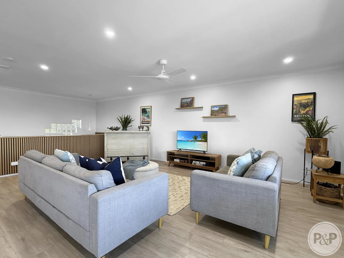 Additional image 7 of 2/12-16 Eden Street, Belgian Gardens QLD 4810