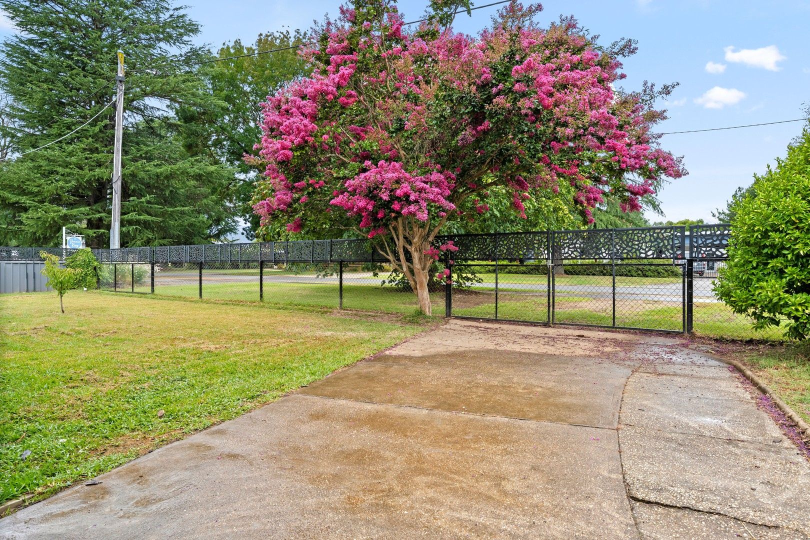 3 Bailey Street, Porepunkah VIC 3740 Domain