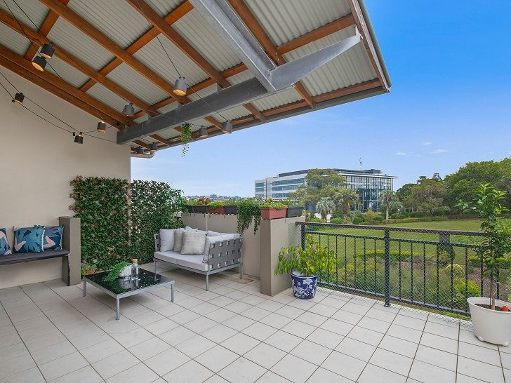 22/1 Newstead Avenue, Newstead QLD 4006, Image 1