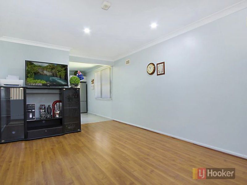 3 Pacific Road, Quakers Hill NSW 2763, Image 2