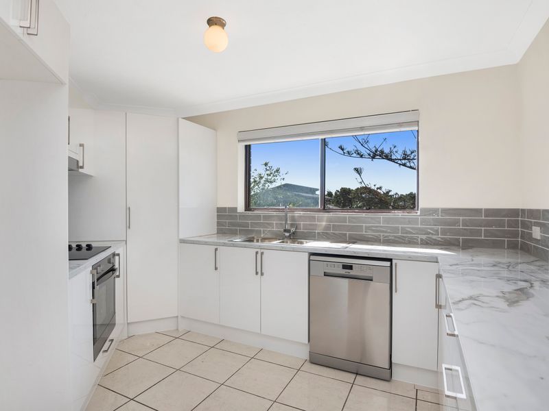 2 bedrooms Apartment / Unit / Flat in 7/8 Twenty Second Avenue PALM BEACH QLD, 4221