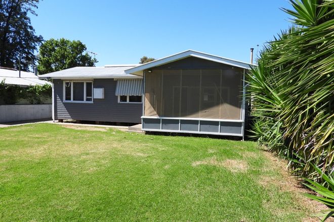 Picture of 8 Kook Street, DARLINGTON POINT NSW 2706