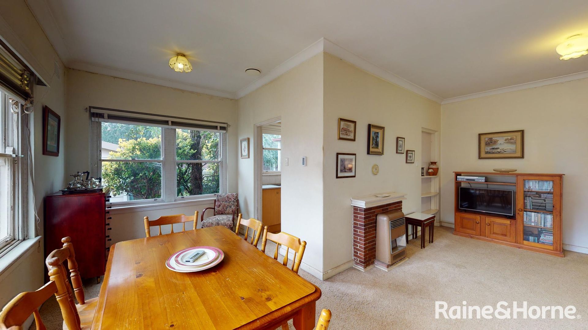 37 Cecil Street, Denistone East NSW 2112, Image 2