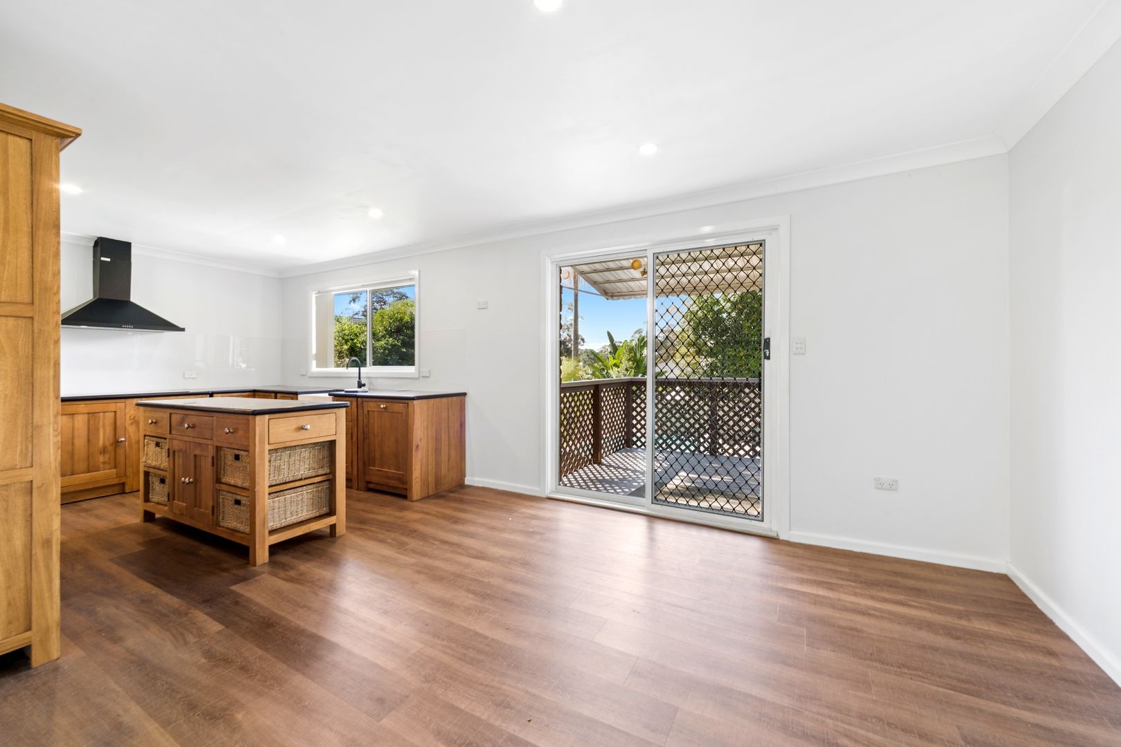 52 Wendy Drive, Point Clare NSW 2250, Image 2