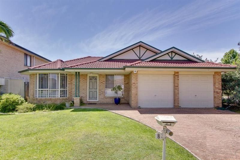 82 Glenwood Park Drive, Glenwood Property History & Address Research