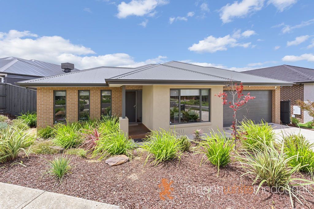 18 Eagle Boulevard, Doreen VIC 3754, Image 0