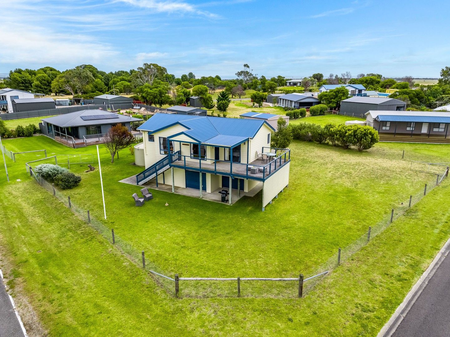 7 Alexandrina Drive, Clayton Bay SA 5256, Image 0