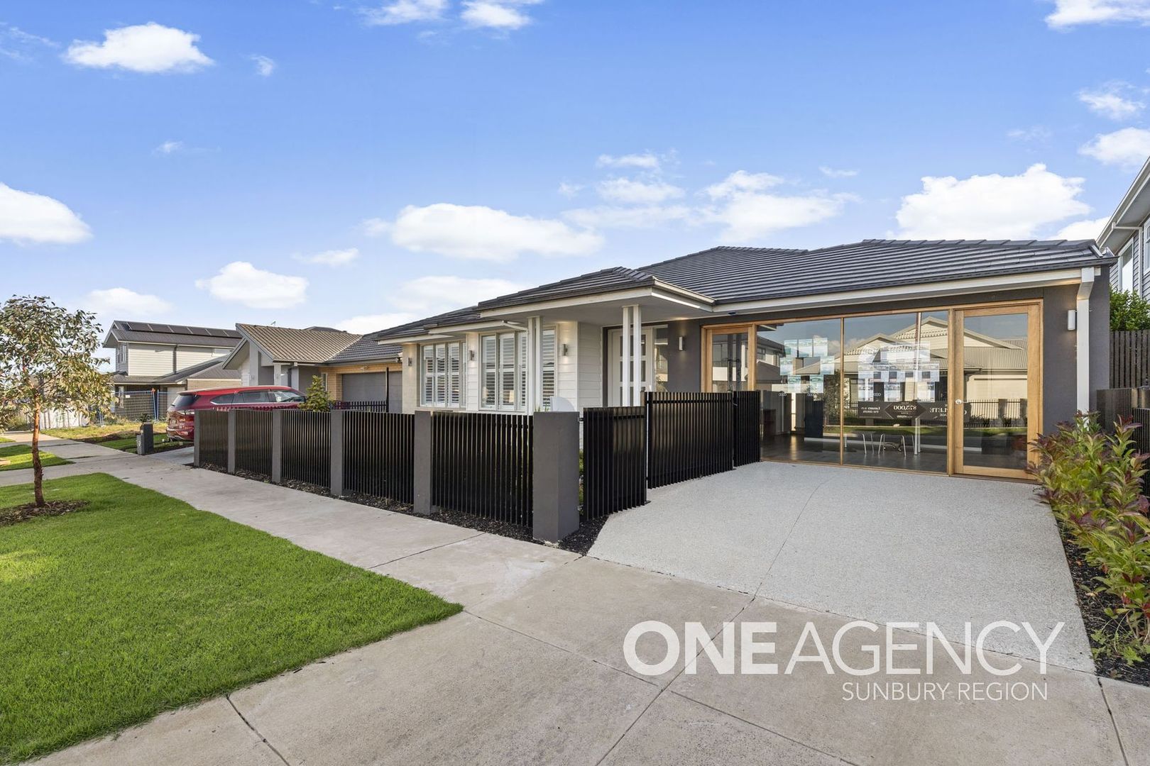 16 Wanderer Road, Sunbury VIC 3429, Image 1