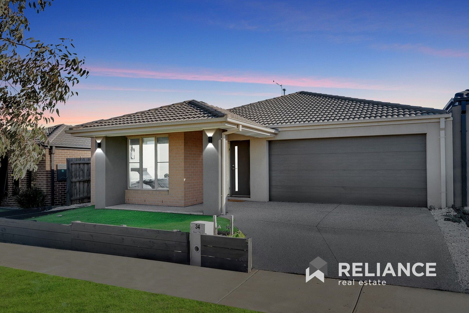 3 bedrooms House in 34 Badger Grove TARNEIT VIC, 3029