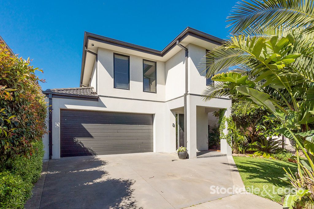 3 bedrooms House in 42 Highbury Circuit CRAIGIEBURN VIC, 3064