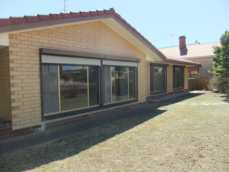 50 Warooka Road, Yorketown SA 5576, Image 2