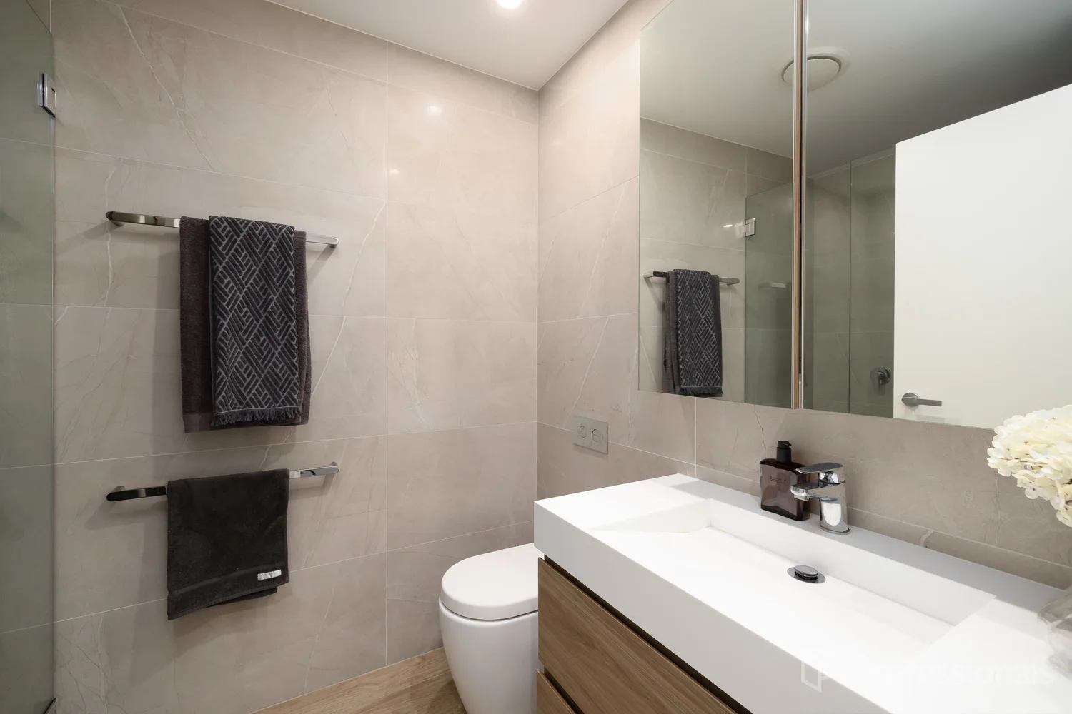 Additional image 11 of 707/8 Kendall Street, Gosford NSW 2250