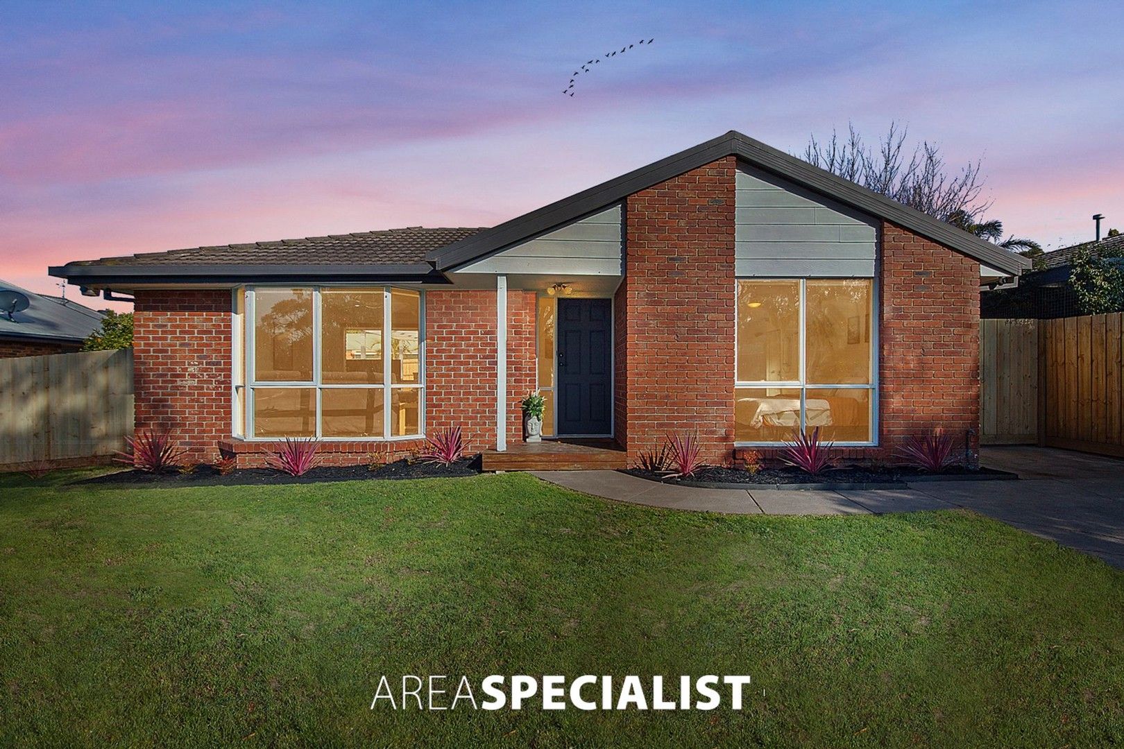 3 bedrooms House in 3 Ben Drive PAKENHAM VIC, 3810