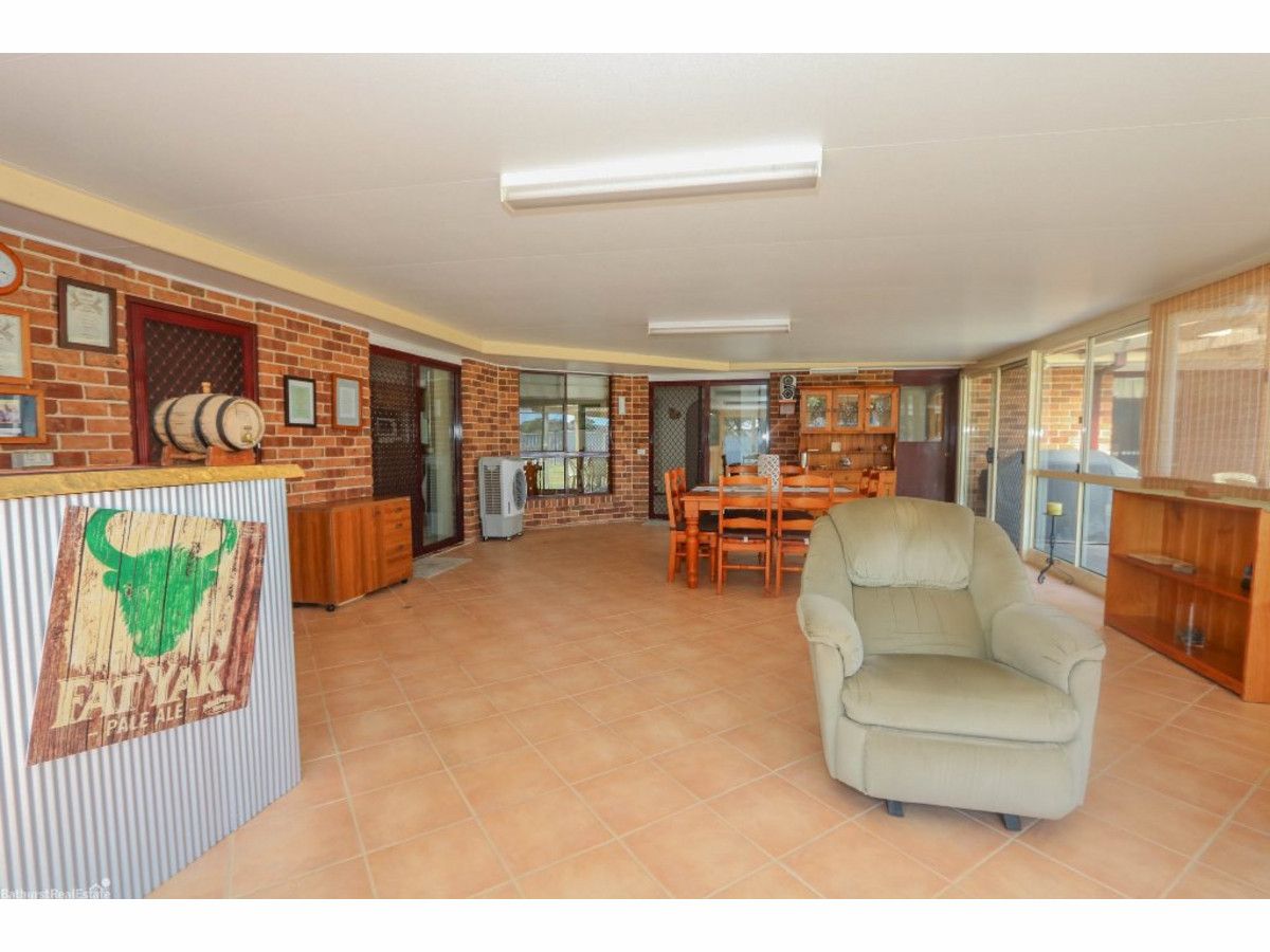 65 Cox Street, Eglinton NSW 2795, Image 2