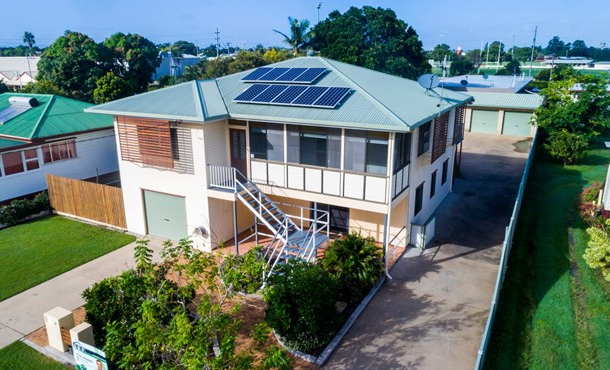 6 Bellevue Street, Bundaberg West QLD 4670