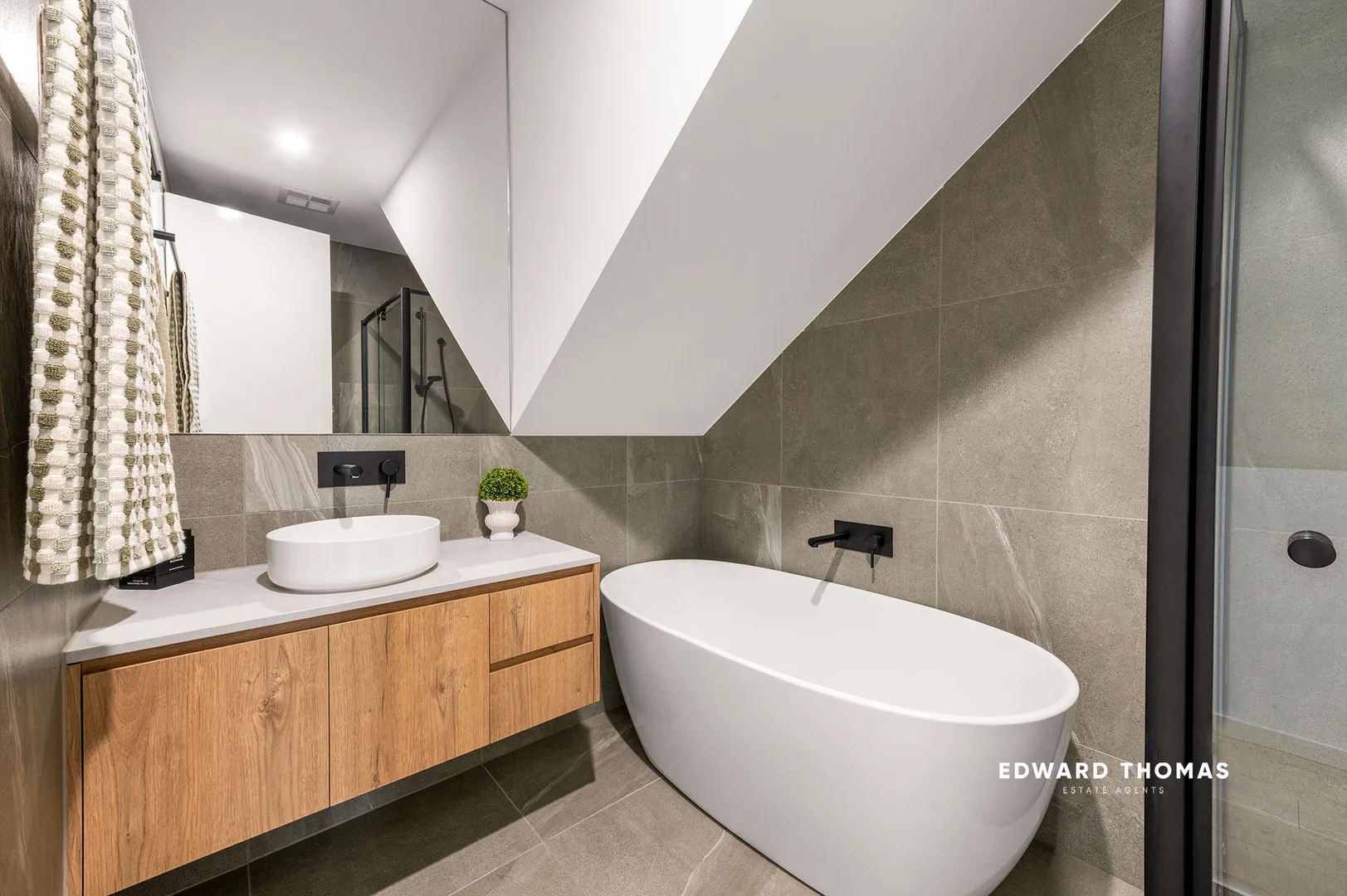 Additional image 9 of 29 Lovett Walk, Footscray VIC 3011