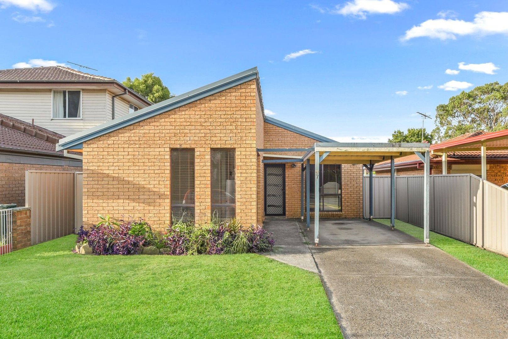 7 Rangers Road, St Helens Park NSW 2560, Image 0