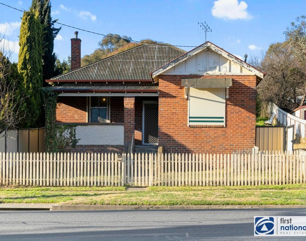 294 Comur Street, Yass NSW 2582