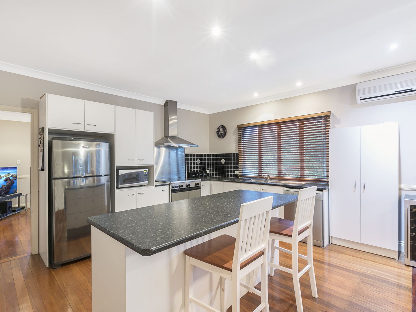 159 Blackwood Road, Manly West QLD 4179, Image 2