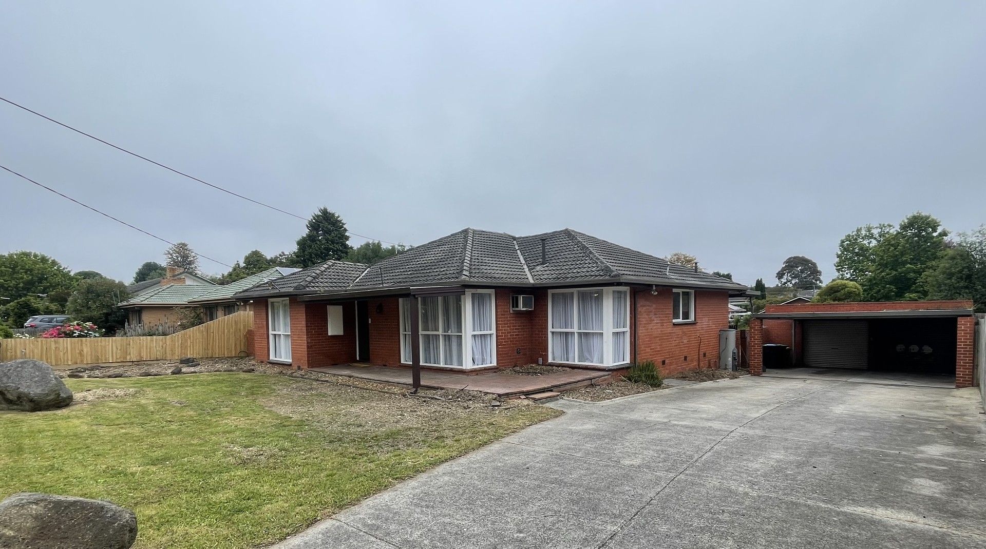 4 bedrooms House in 6 Begonia Avenue BAYSWATER VIC, 3153