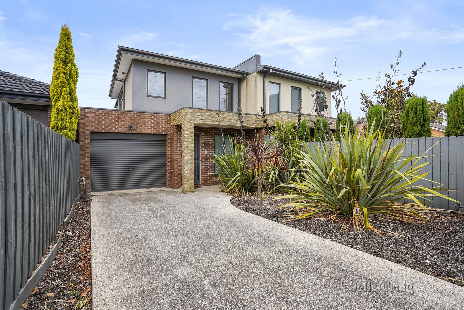 3 bedrooms Townhouse in 35A Argus Street CHELTENHAM VIC, 3192