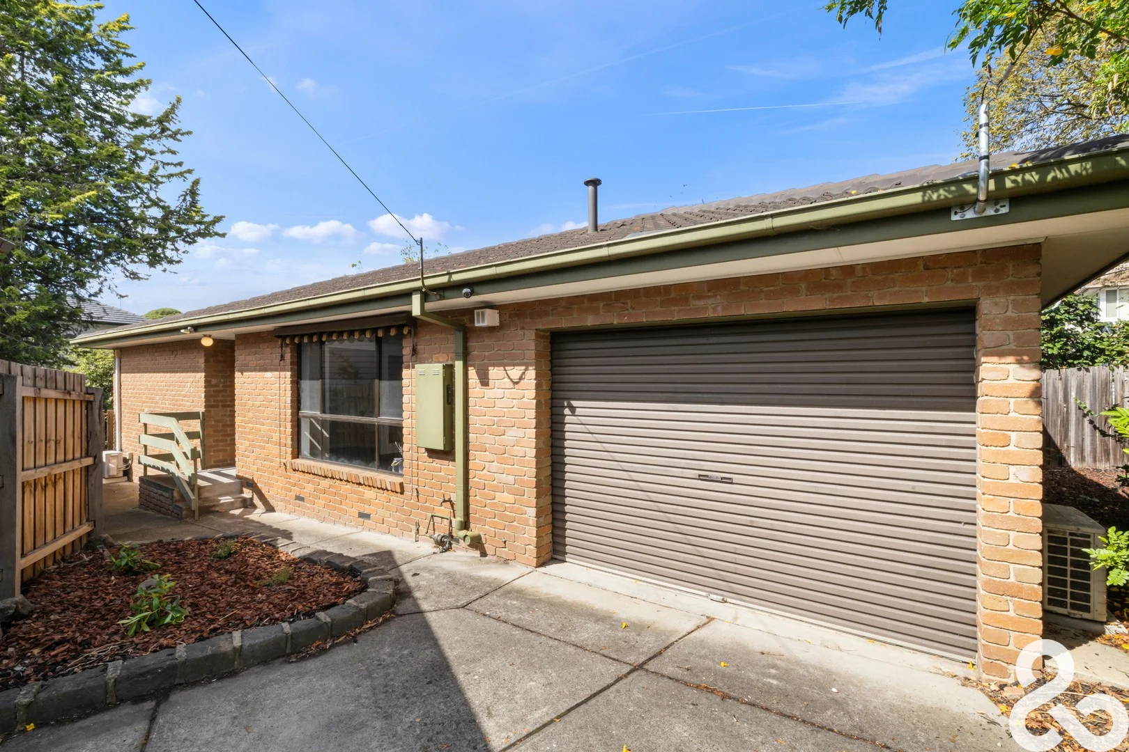 Primary image of 2/2 Reeves Street, Watsonia VIC 3087