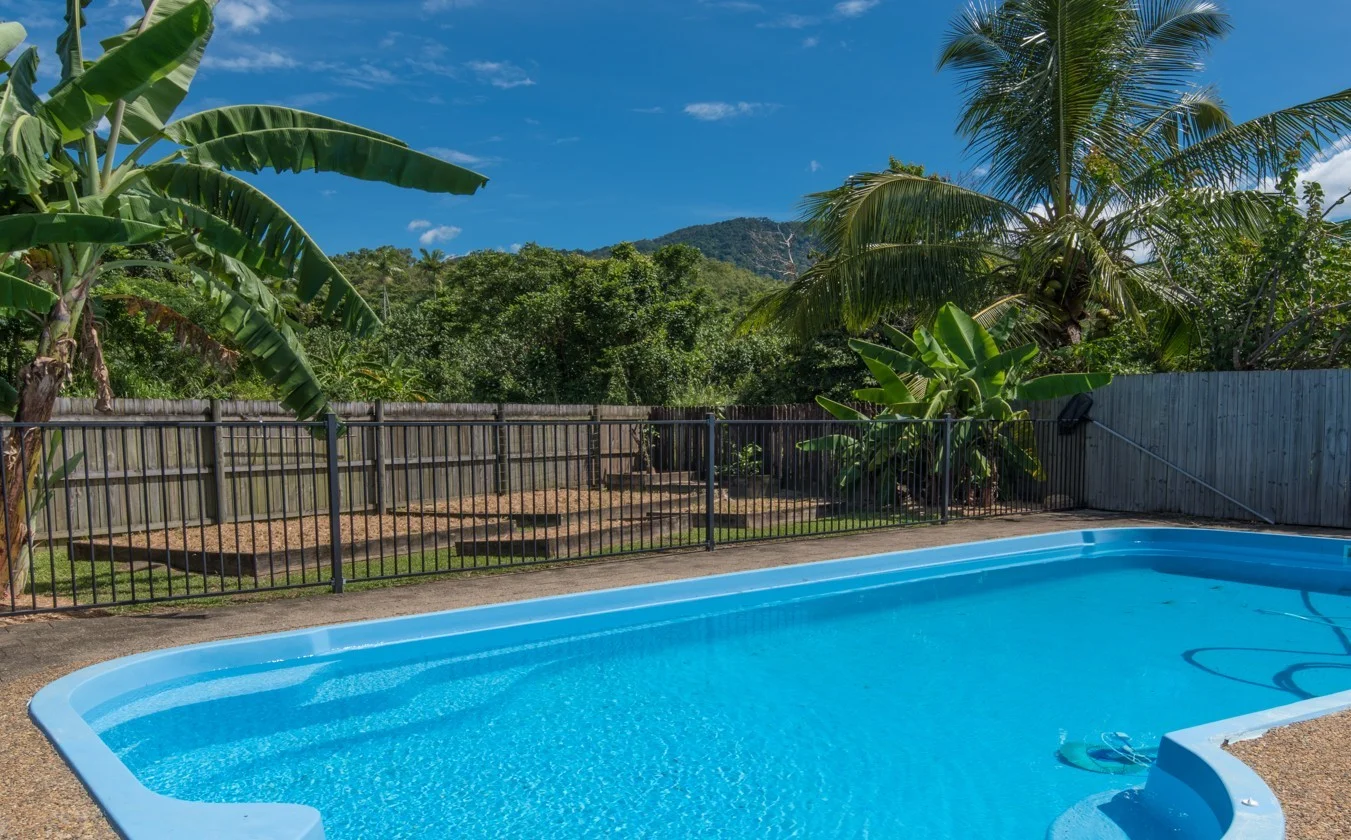 2/4 Ireland Crescent, Whitfield QLD 4870