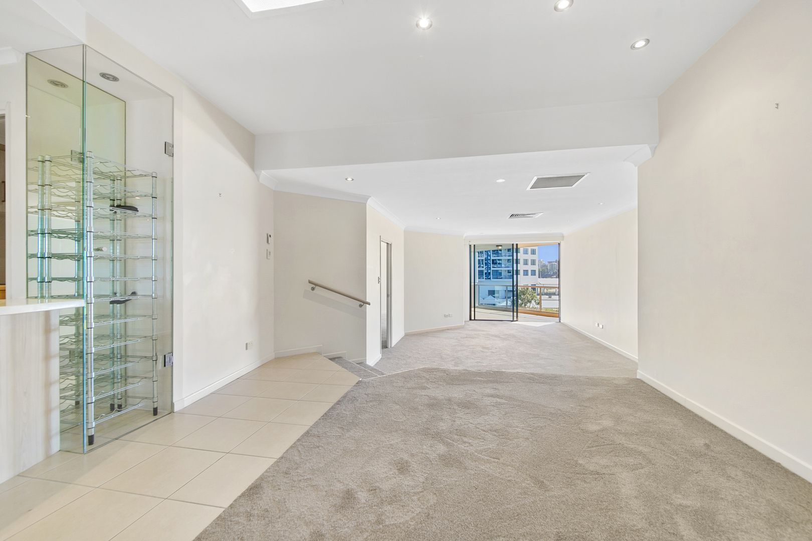 37/78 Cairns Street, Kangaroo Point QLD 4169, Image 1