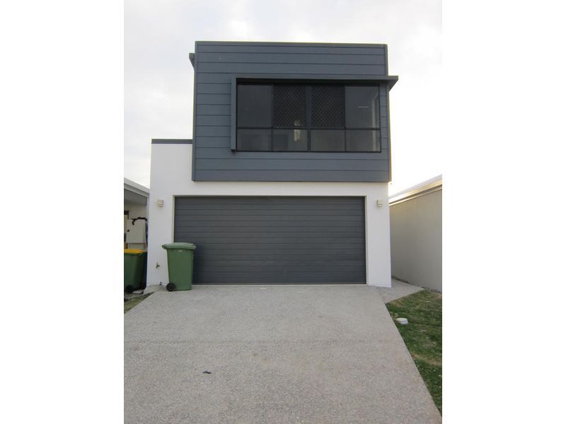 3 bedrooms House in 33 Maranark Avenue MOUNT PLEASANT QLD, 4740