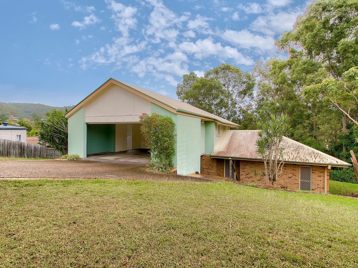 4 bedrooms House in 6 Clyde Court FERNY GROVE QLD, 4055