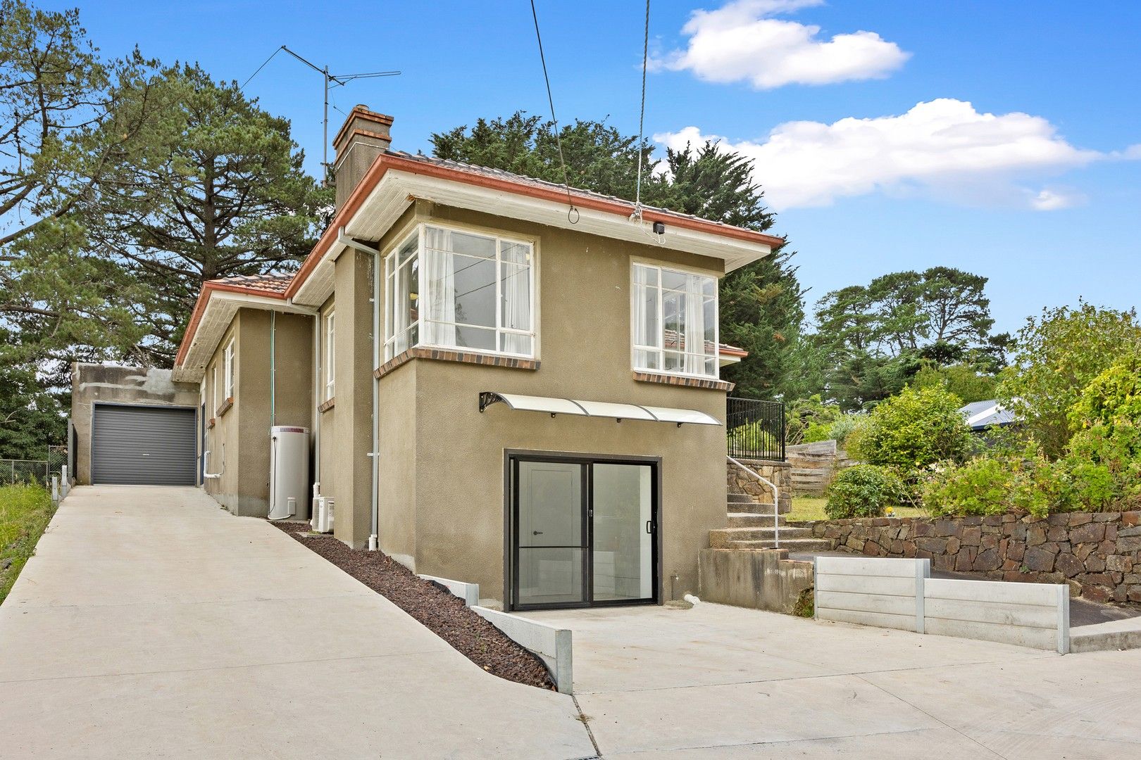 23 Renown Street, Ferntree Gully VIC 3156 House For Rent 500 Domain