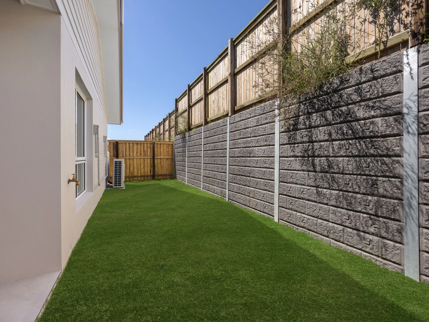 Additional image 15 of 15 Helios St, White Rock QLD 4306