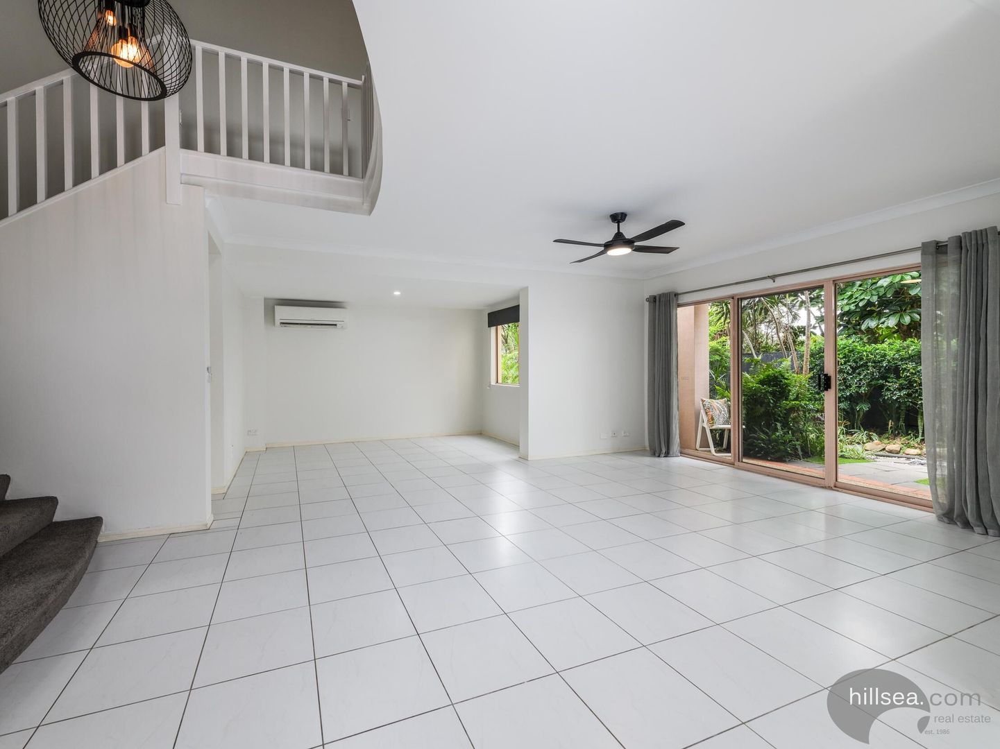 8/15 Fortuna Place, Parkwood QLD 4214, Image 2