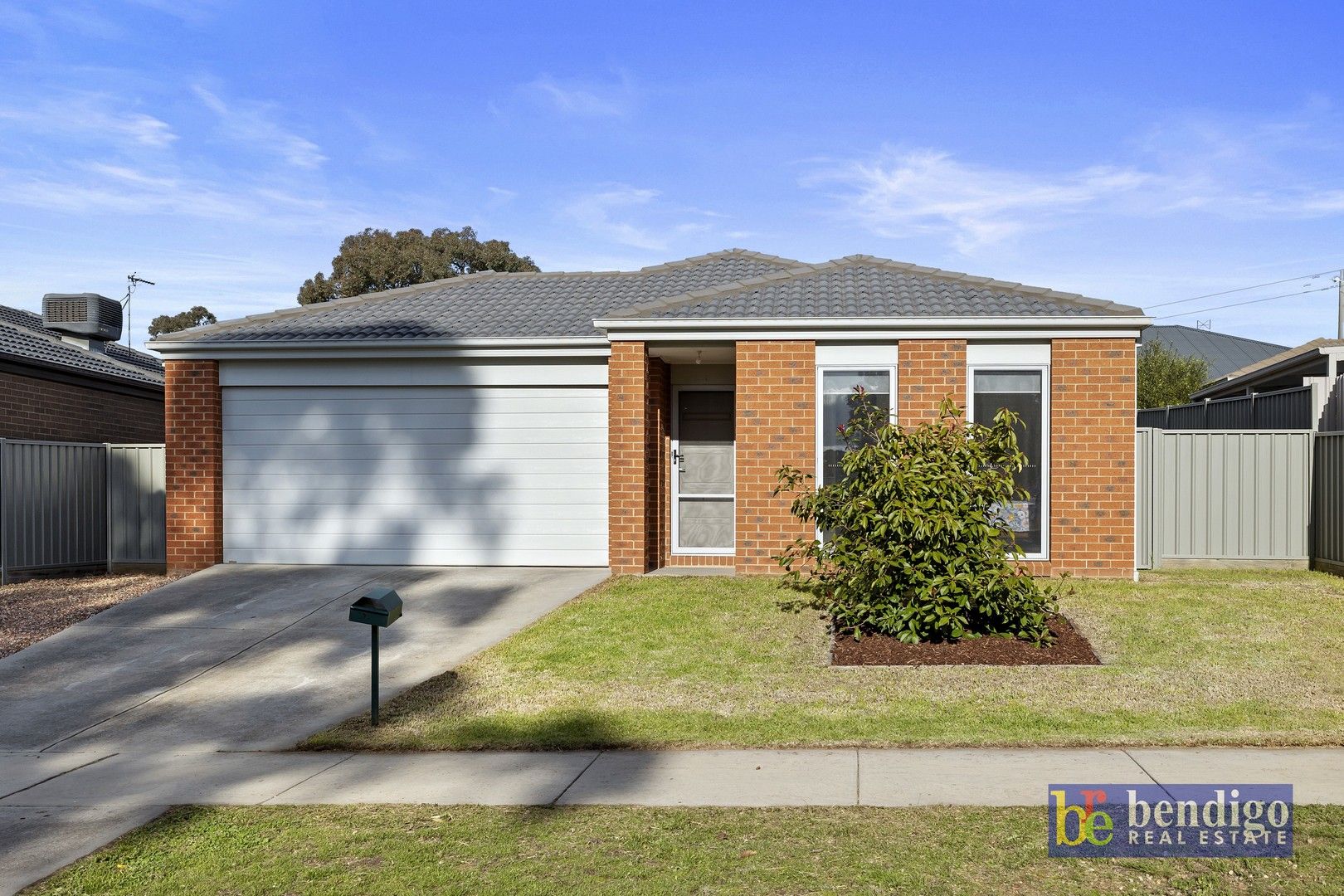 4 bedrooms House in 79 Norelle Crescent GOLDEN SQUARE VIC, 3555