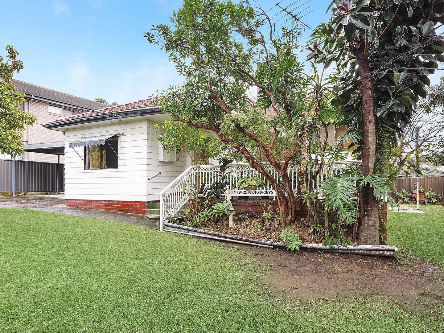 2 Burley Road, Padstow NSW 2211, Image 0