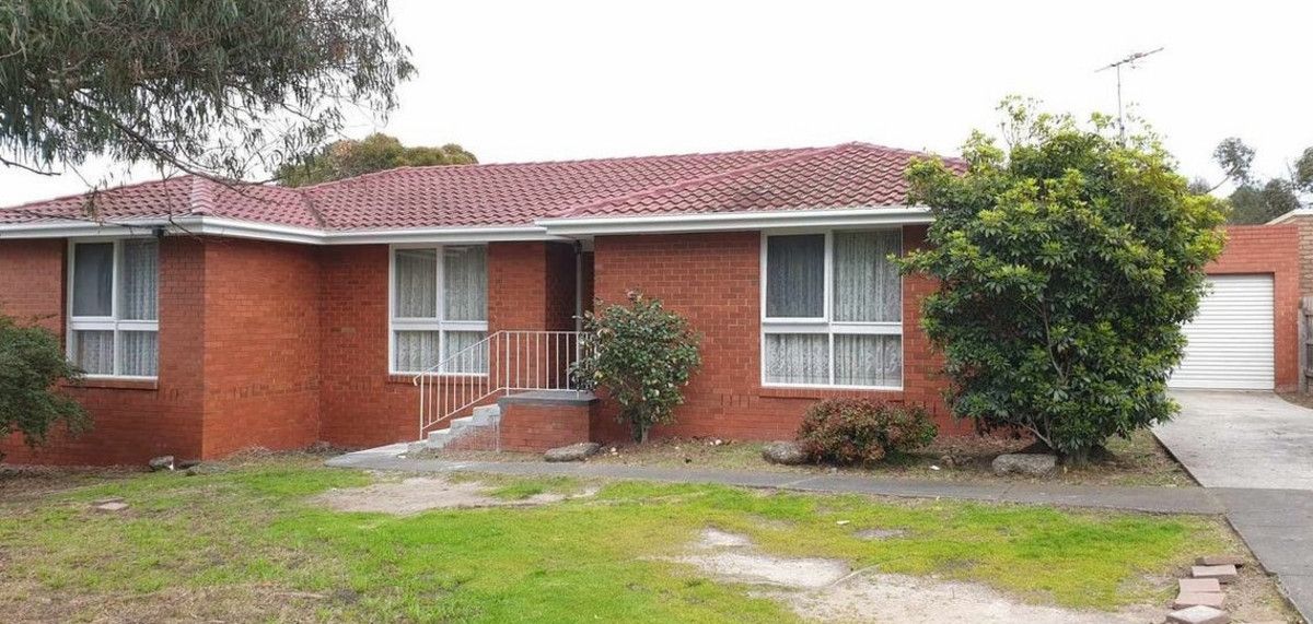 4 bedrooms House in 79 79 Aldridge Street ENDEAVOUR HILLS VIC, 3802