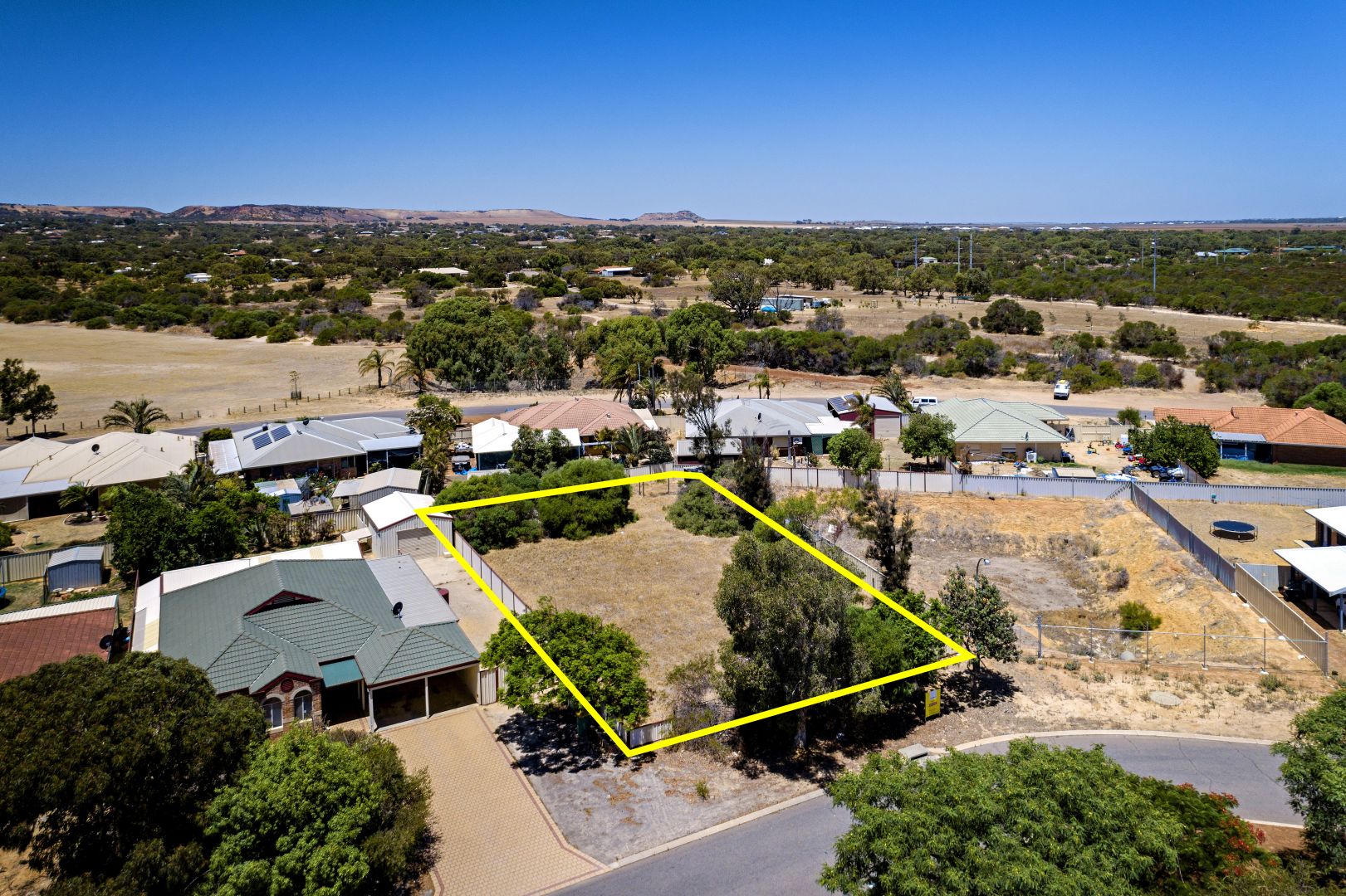 19 Weeloo Road, Waggrakine WA 6530 Domain