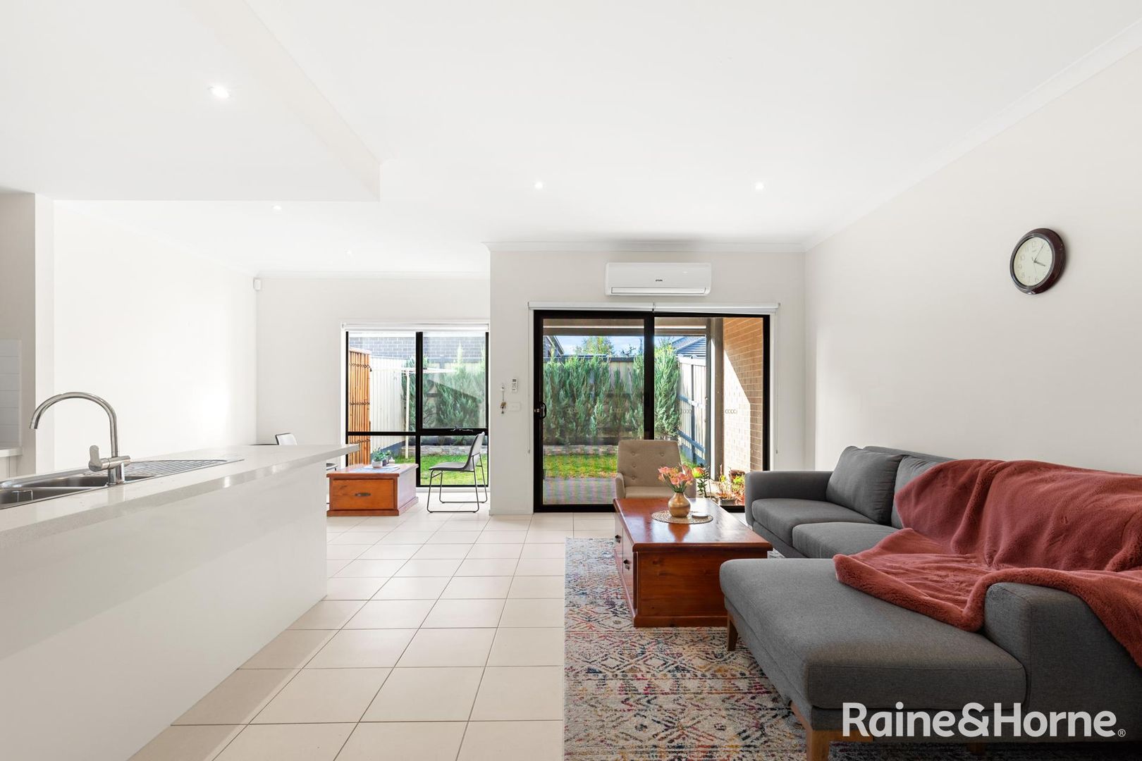 25 Airmaid Drive, Williams Landing VIC 3027, Image 2