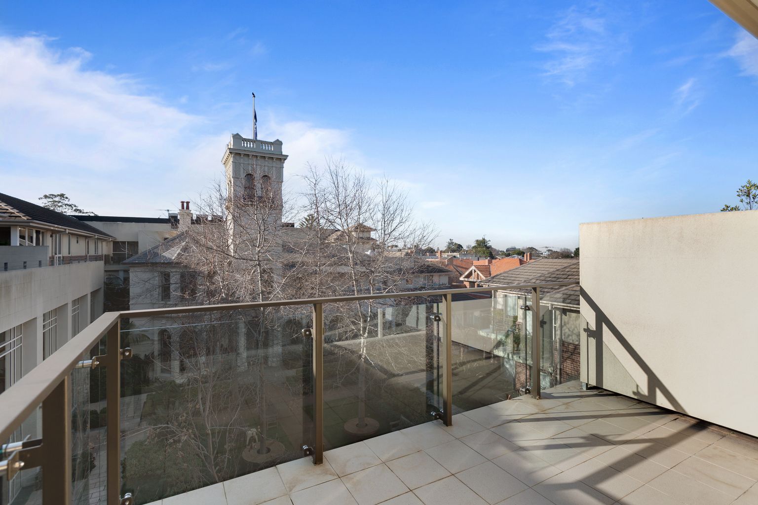 2 bedrooms Apartment / Unit / Flat in 54/2 Malmsbury St KEW VIC, 3101