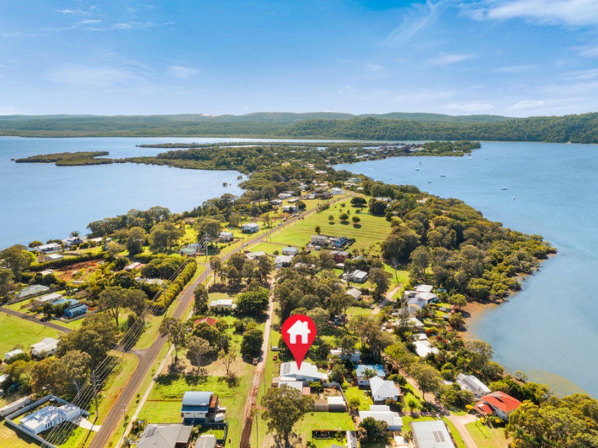 8 Zephyr Street, Russell Island QLD 4184 Domain
