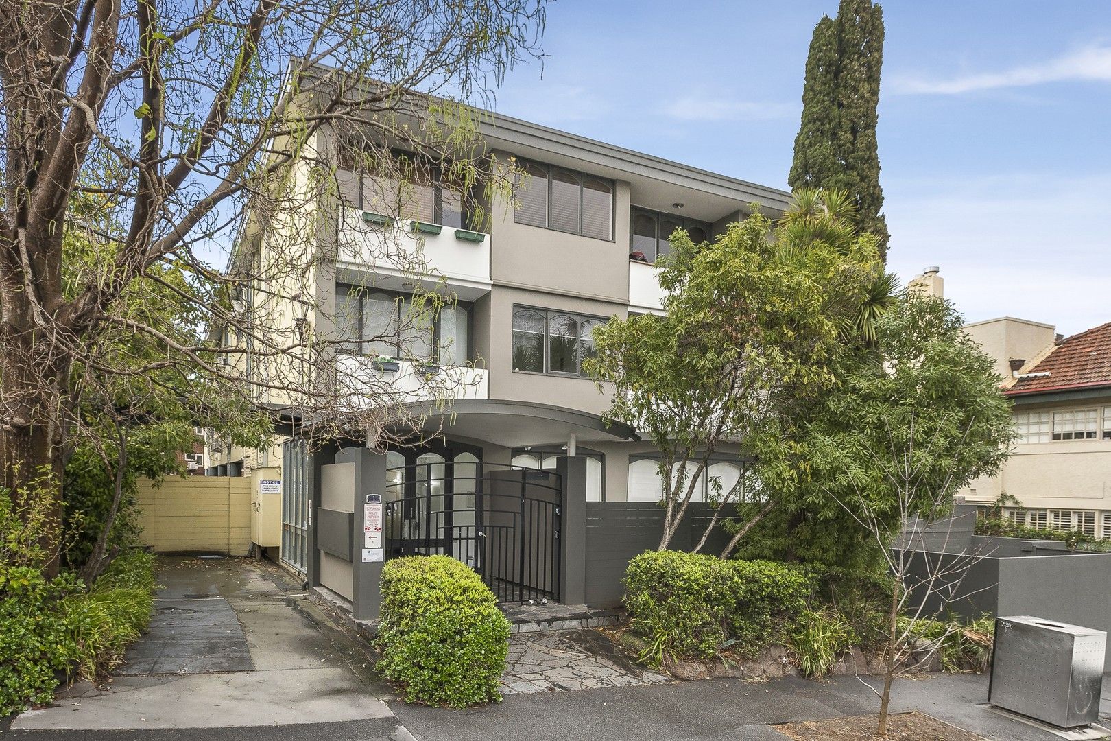 Studio in 20/1 Acland Street, ST KILDA VIC, 3182
